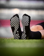 Load image into Gallery viewer, Pure Grip Socks Black