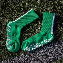 Load image into Gallery viewer, Pure Grip Socks Green
