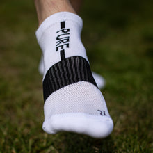 Load image into Gallery viewer, Pure Socks Classic Ankle Cut (Cotton) White