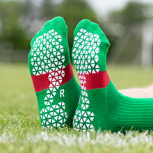 Load image into Gallery viewer, Pure Grip Socks Pro Green

